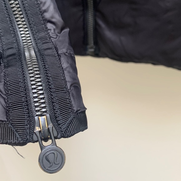 lululemon | Down Town Puffy - Picture 13 of 15